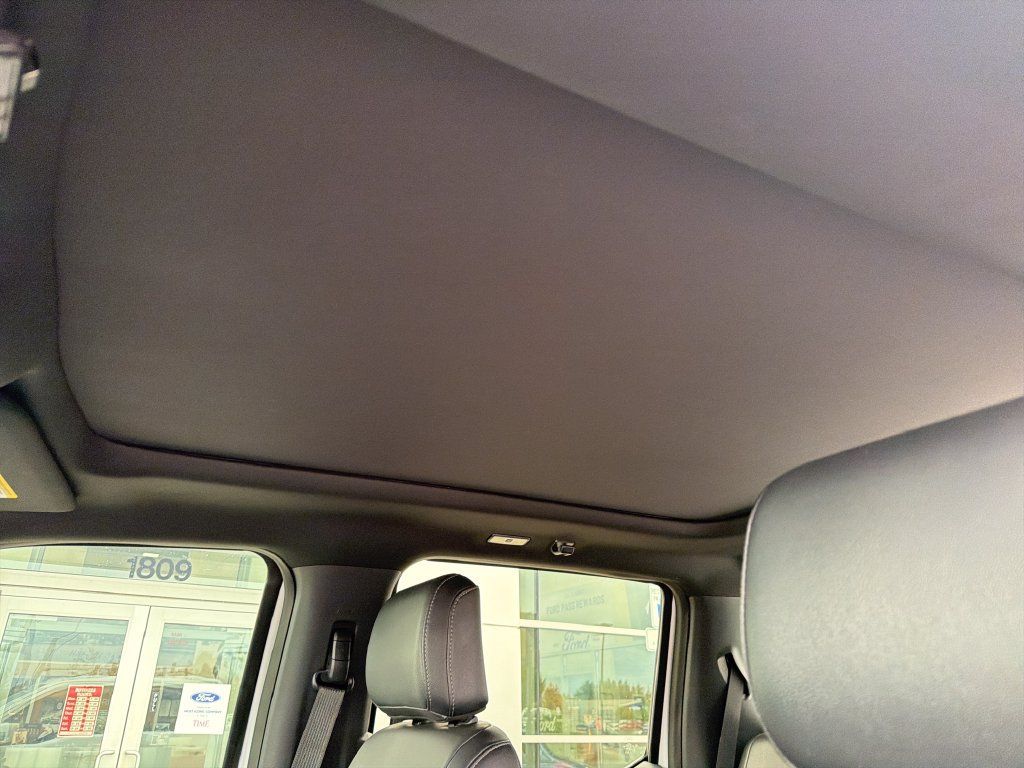 Used 2025 Ford F150 Lariat AWD/4WD image 21