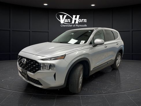 Used 2023 Hyundai Santa Fe SE AWD/4WD image 3