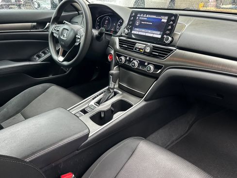 Used 2022 Honda Accord LX image 15