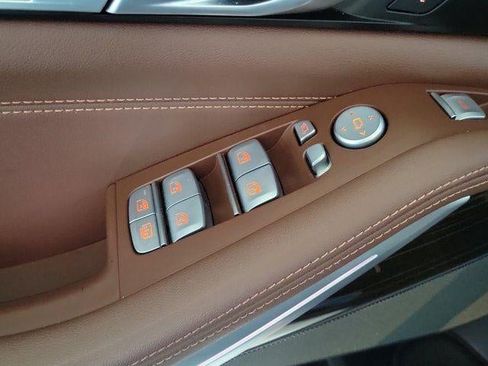 Used 2024 BMW X7 xDrive40i w/ Premium Package AWD/4WD image 20