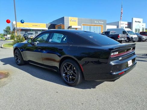 New 2026 Dodge Charger R/T AWD/4WD image 9