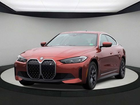 Certified 2023 BMW i4 eDrive35 w/ Premium Package RWD image 4