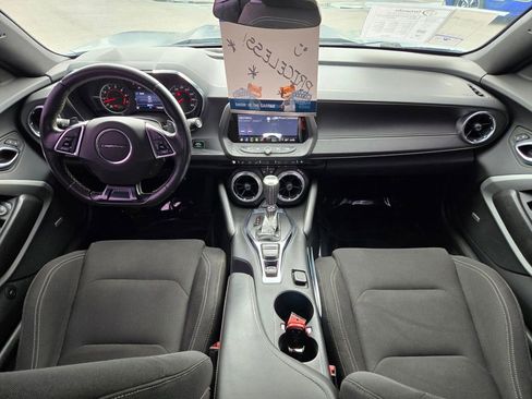 Used 2022 Chevrolet Camaro LT w/ Technology Package image 37