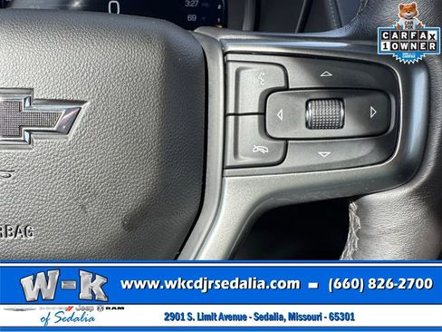 Used 2022 Chevrolet Tahoe Z71 w/ Luxury Package AWD/4WD image 17