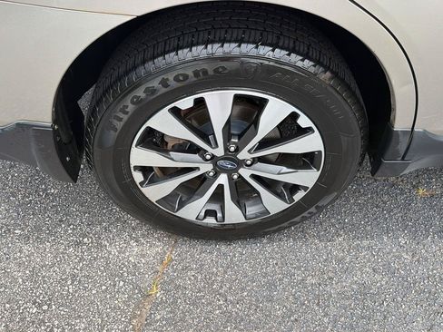 Used 2016 Subaru Outback 2.5i Limited AWD/4WD image 40