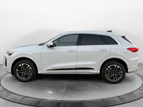 New 2025 Audi Q5 Premium Plus image 4