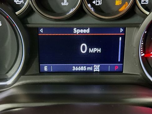 Used 2021 Chevrolet Silverado 2500 LTZ w/ LTZ Convenience Package image 12