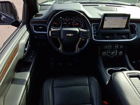Used 2021 Chevrolet Suburban High Country w/ Premium Package image 17