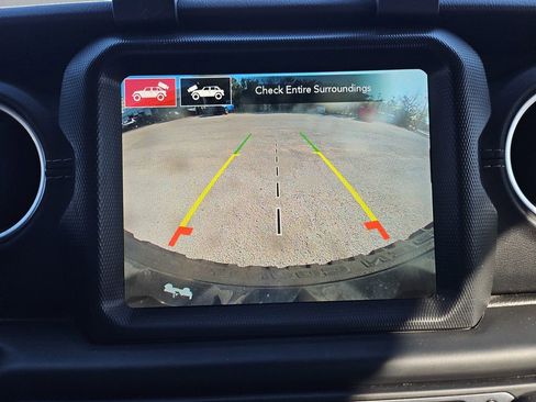 Used 2021 Jeep Wrangler Unlimited Sahara w/ Cold Weather Group image 20