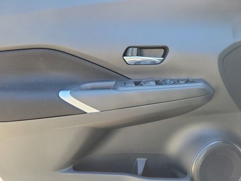 Certified 2023 Nissan Kicks SV FWD image 15
