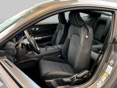 Used 2025 Ford Mustang GT RWD image 8