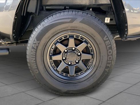 Used 2023 Toyota Tacoma SR image 11