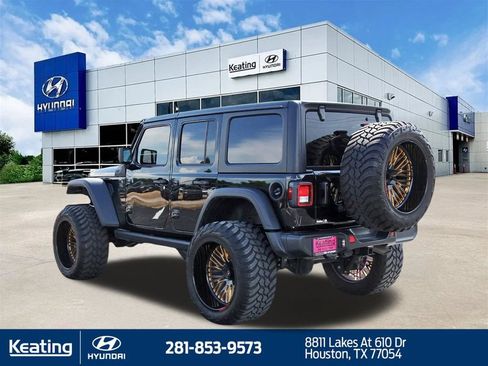 Used 2025 Jeep Wrangler Unlimited Sport AWD/4WD image 7