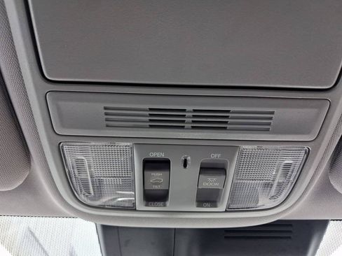 Used 2022 Honda CR-V EX image 30