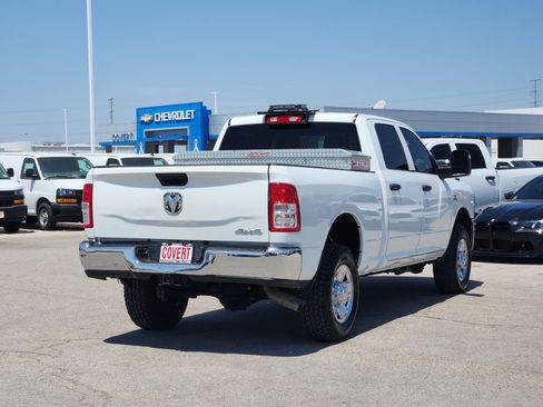 Used 2023 RAM 2500 Tradesman w/ Chrome Appearance Group AWD/4WD image 7