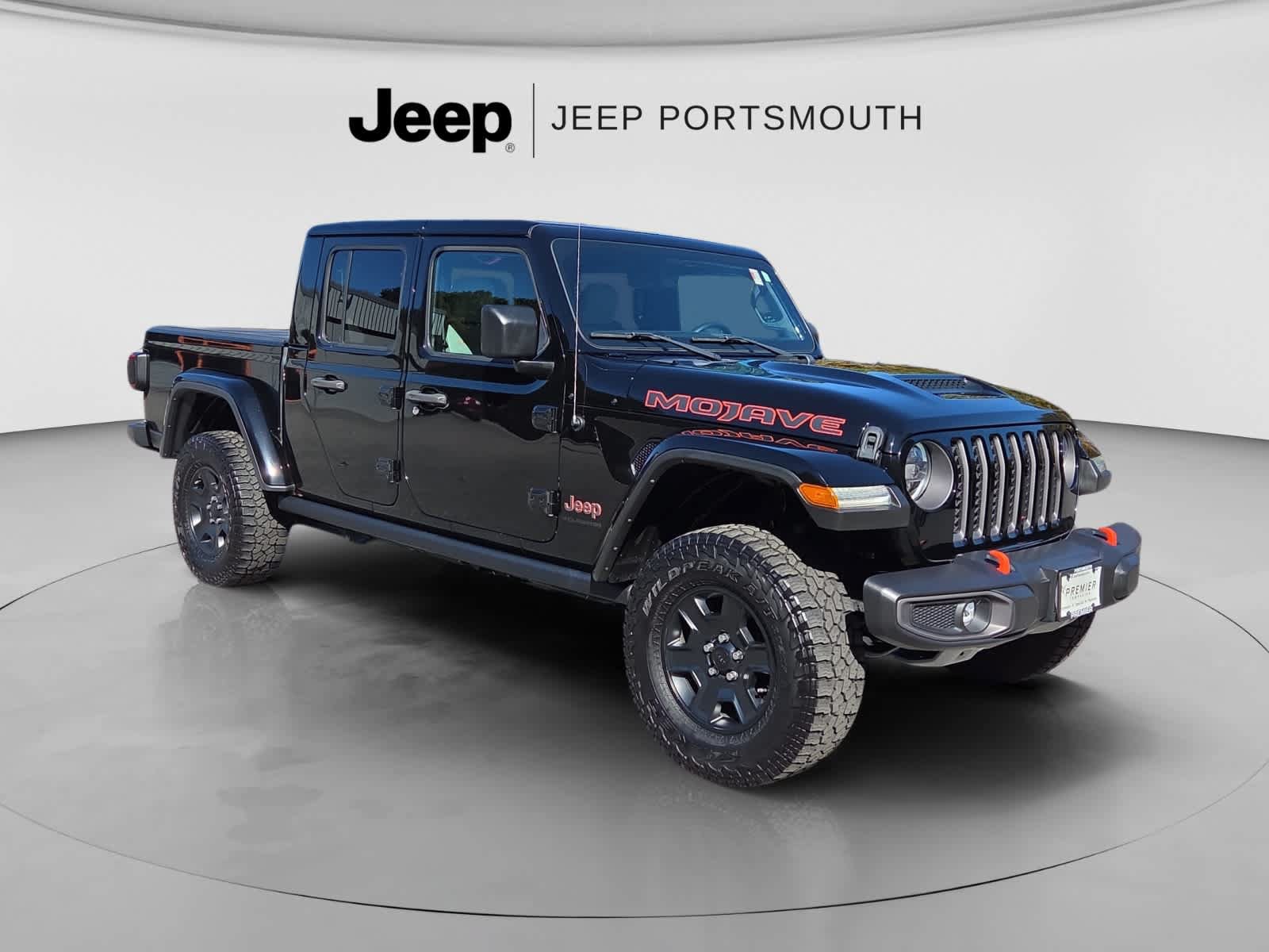 Used 2023 Jeep Gladiator Mojave w/ LED Lighting Group AWD/4WD image 1