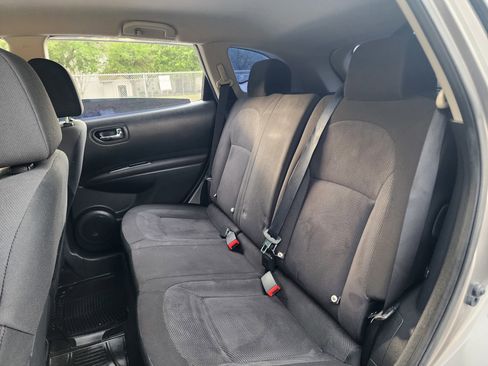 Used 2014 Nissan Rogue S FWD image 20