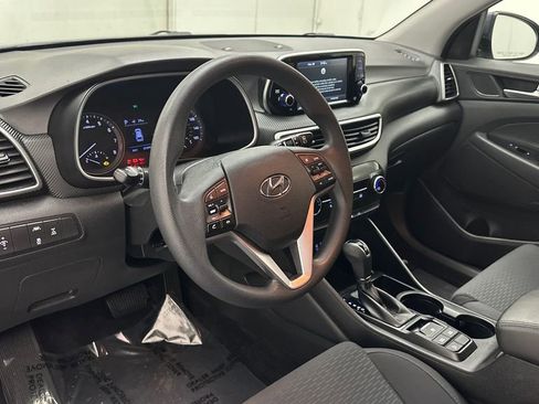Used 2019 Hyundai Tucson SE image 16