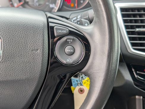 Used 2016 Honda Accord Sport image 16