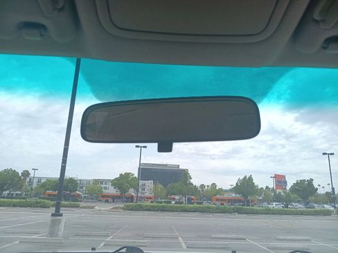 Used 2004 Toyota Highlander 4WD V6 image 23