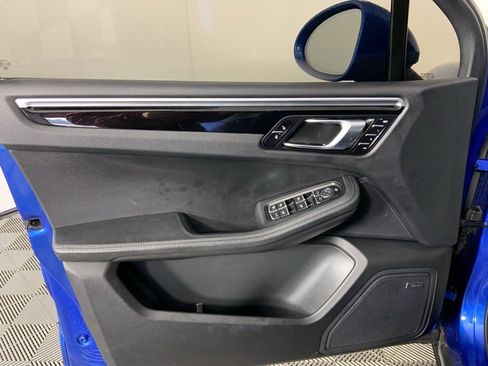Used 2018 Porsche Macan Sport Edition image 24