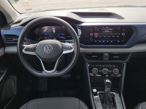 Used 2024 Volkswagen Taos SE AWD/4WD image 26