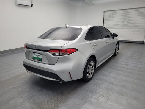 Used 2021 Toyota Corolla LE FWD image 9