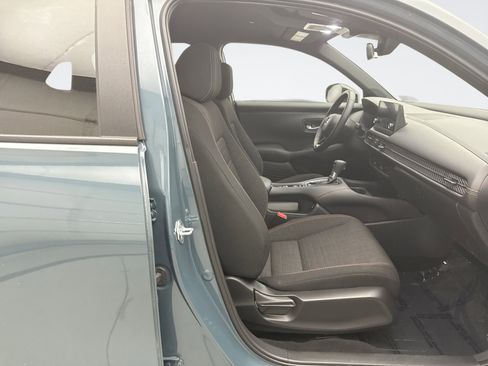 Used 2025 Honda HR-V Sport image 16