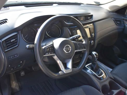 Used 2018 Nissan Rogue S AWD/4WD image 11