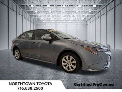 Used 2023 Toyota Corolla LE w/ Carpet Mat Package (TMS) FWD image 4