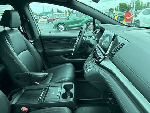 Used 2025 Honda Odyssey Sport-L image 19
