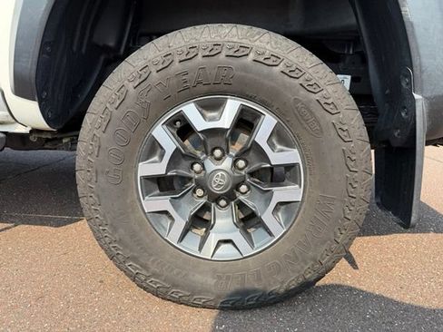 Used 2023 Toyota Tacoma TRD Off-Road AWD/4WD image 21