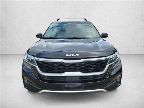 Used 2022 Kia Seltos SX w/ Sunroof Package AWD/4WD image 2