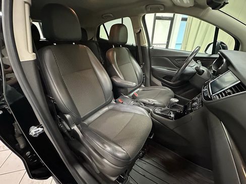 Used 2020 Buick Encore Preferred image 17