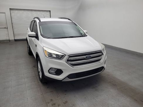 Used 2018 Ford Escape SE image 14