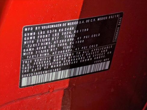 Used 2019 Volkswagen Tiguan SE w/ Panoramic Sunroof Package image 15