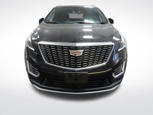 Used 2025 Cadillac XT5 Premium Luxury image 9