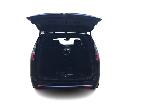 New 2027 Chrysler Pacifica Select AWD/4WD image 13