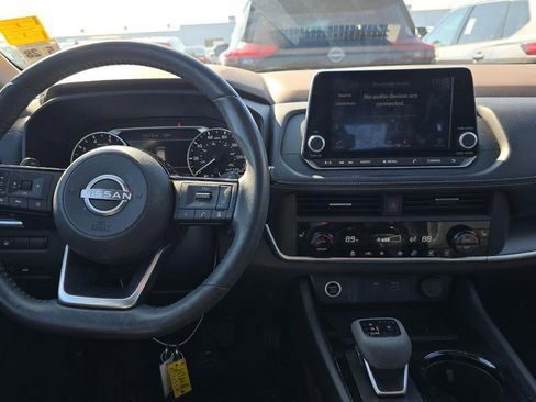 Certified 2023 Nissan Rogue SV w/ SV Premium B Package image 7