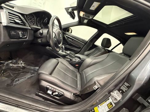 Used 2018 BMW 330i xDrive Sedan AWD/4WD image 12