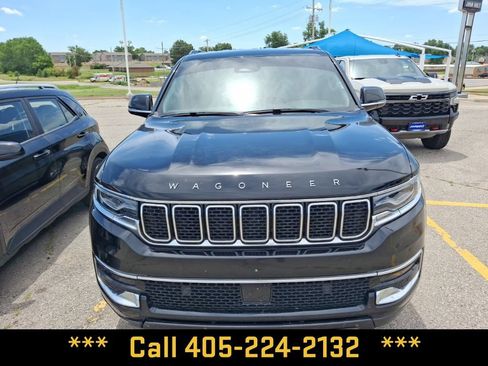 Used 2022 Jeep Wagoneer Series I AWD/4WD image 5