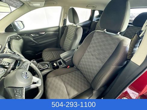 Used 2021 Nissan Rogue Sport SV FWD image 21