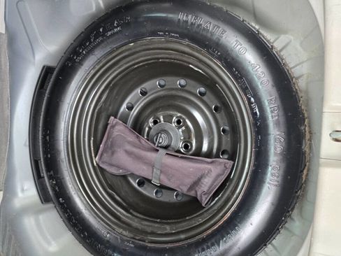 Used 2014 Honda CR-V LX image 45