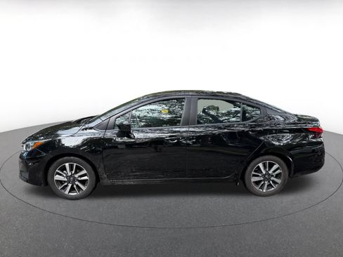 Used 2025 Nissan Versa SV FWD image 8