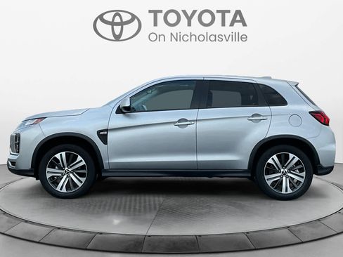 Used 2025 Mitsubishi Outlander Sport ES AWD/4WD image 2