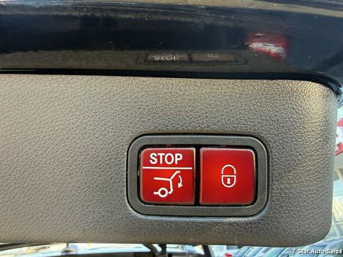Used 2013 Mercedes-Benz ML 350 4MATIC image 23