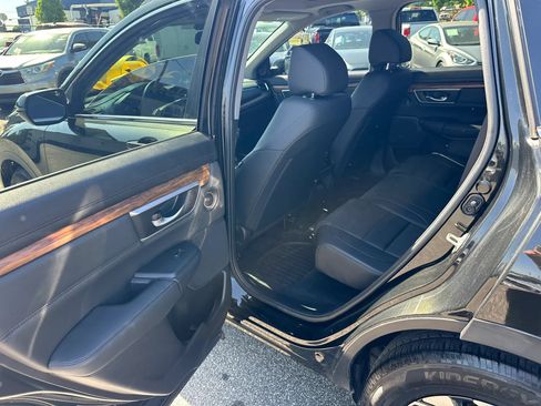 Used 2017 Honda CR-V Touring image 19