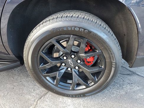 Used 2025 Chevrolet Tahoe RST w/ RST Performance Edition image 35