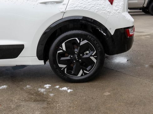 Used 2025 Kia Niro Wave w/ Wave Preserve Package image 31