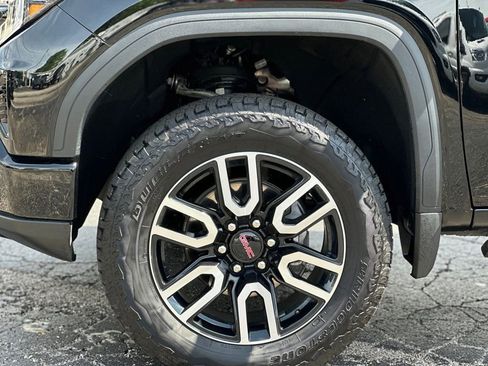 Used 2025 GMC Sierra 1500 AT4 w/ AT4 Premium Package AWD/4WD image 45